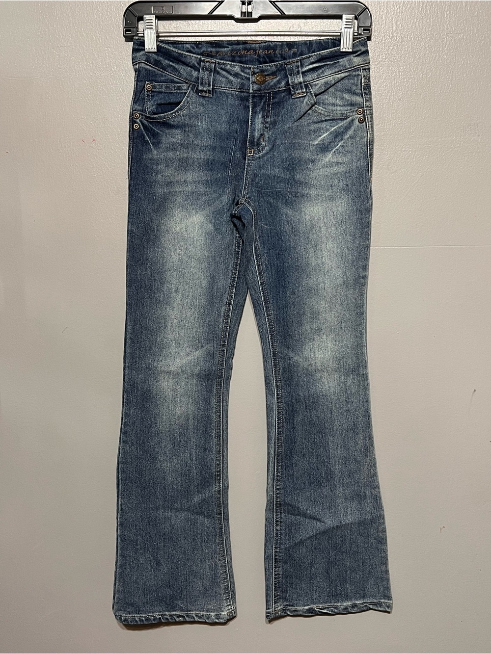 Arizona Jeans Co. Girls Skinny Flare Leg Jeans w/Peace Sign Embroidery Size 10